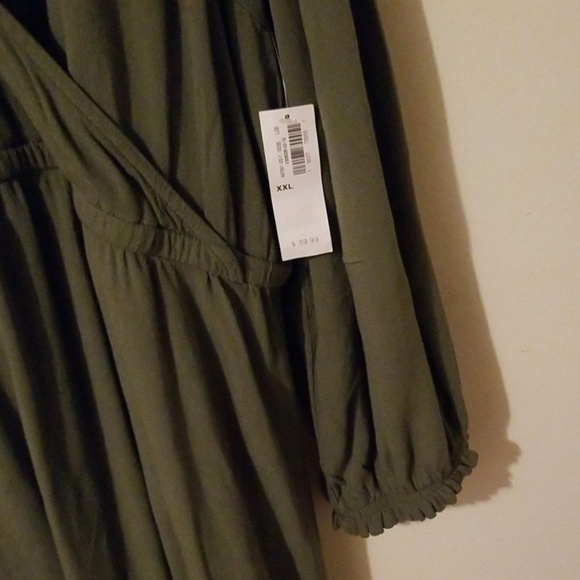 Old navy dress - Picture 3 of 4